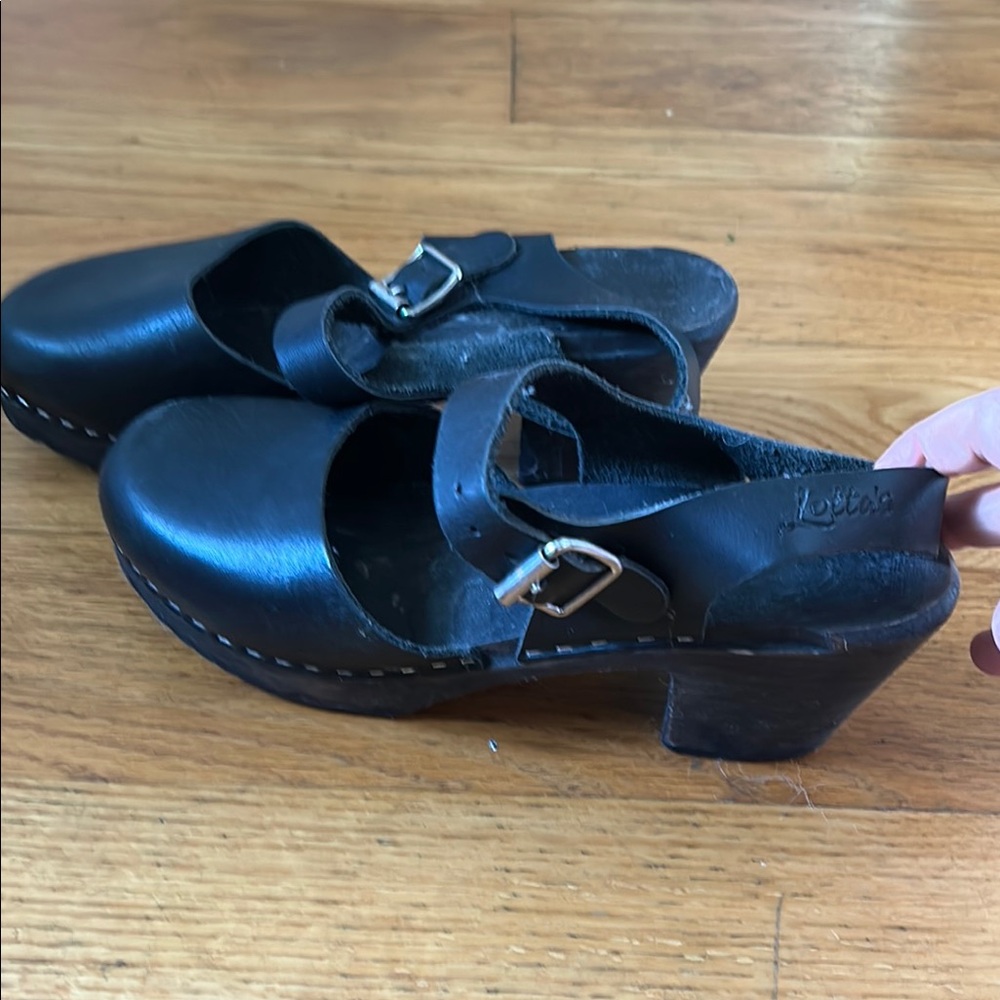 Black Leather Clogs 39